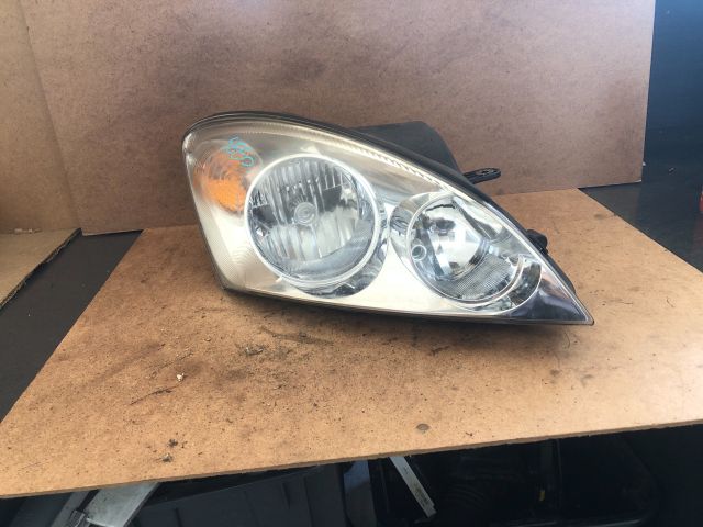 bontott KIA CEED Jobb Fényszóró