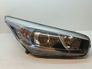 bontott KIA CEED Jobb Fényszóró