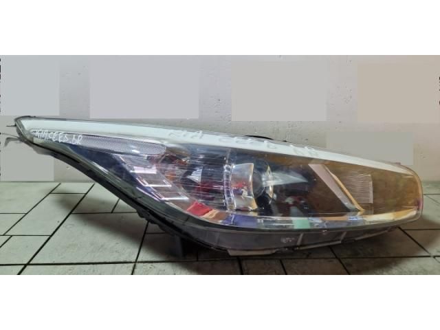 bontott KIA CEED Jobb Fényszóró