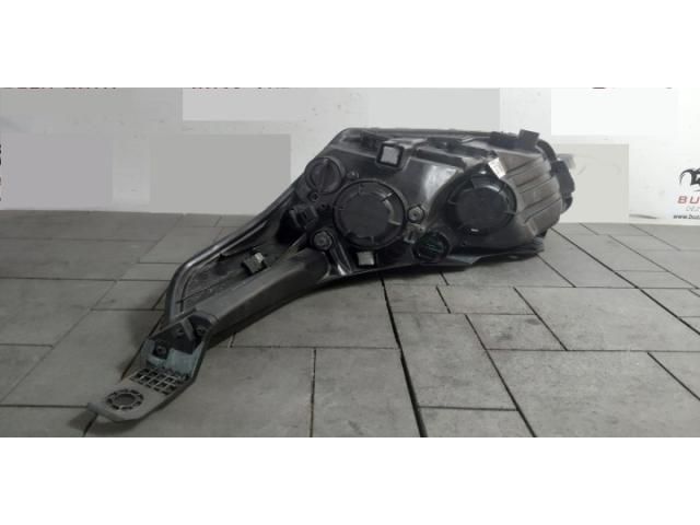 bontott KIA CEED Jobb Fényszóró