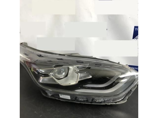 bontott KIA CEED Jobb Fényszóró