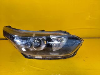 bontott KIA CEED Jobb Fényszóró