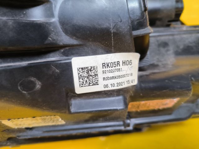 bontott KIA CEED Jobb Fényszóró