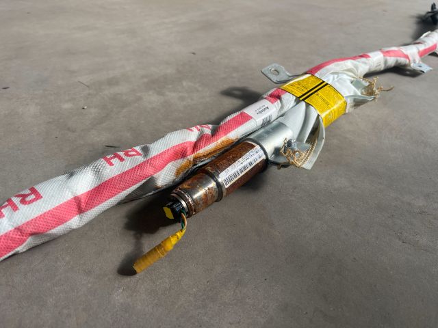 bontott KIA CEED Jobb Függönylégzsák és Oldallégzsák