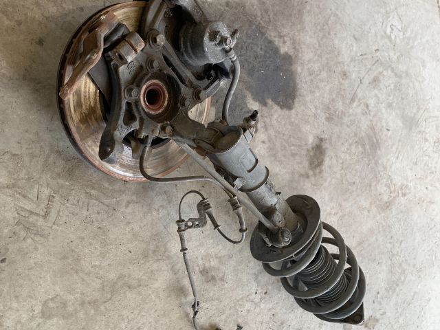 bontott KIA CEED Jobb Gólyaláb Csonkállvánnyal