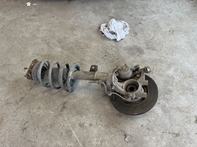 bontott KIA CEED Jobb Gólyaláb Csonkállvánnyal