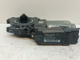 bontott KIA CEED Jobb hátsó Ablakemelő Motor