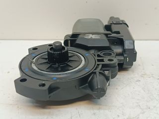 bontott KIA CEED Jobb hátsó Ablakemelő Motor