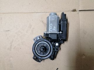 bontott KIA CEED Jobb hátsó Ablakemelő Motor
