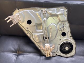 bontott KIA CEED Jobb hátsó Ablakemelő Szerkezet (Mechanikus)