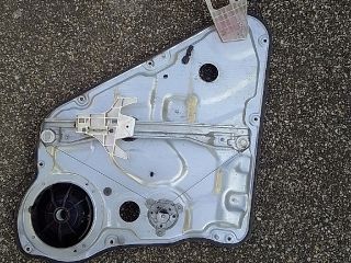 bontott KIA CEED Jobb hátsó Ablakemelő Szerkezet (Mechanikus)