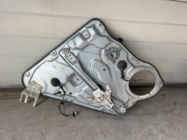 bontott KIA CEED Jobb hátsó Ablakemelő Szerkezet (Mechanikus)