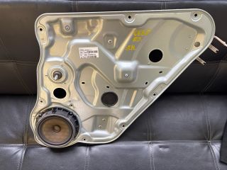 bontott KIA CEED Jobb hátsó Ablakemelő Szerkezet (Mechanikus)