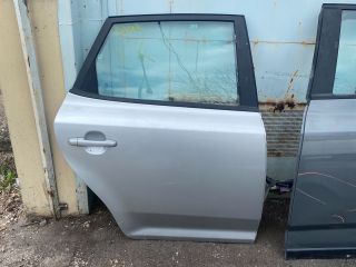 bontott KIA CEED Jobb hátsó Ajtó (Részeivel)