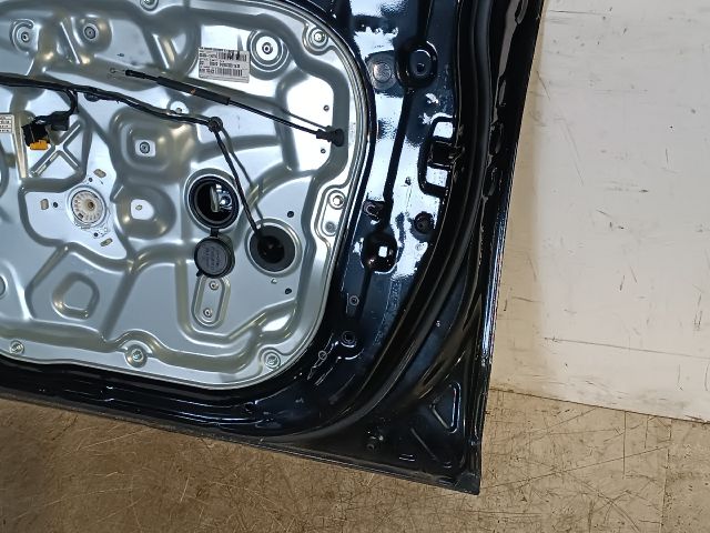 bontott KIA CEED Jobb hátsó Ajtó (Részeivel)