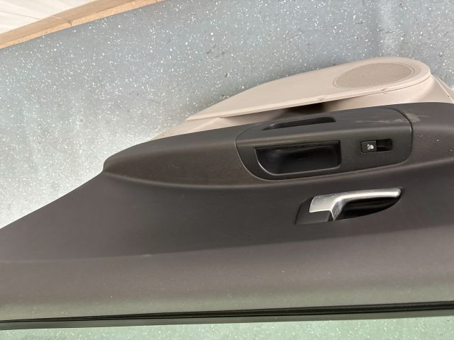 bontott KIA CEED Jobb hátsó Ajtó (Részeivel)