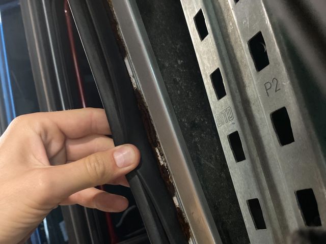 bontott KIA CEED Jobb hátsó Ajtó (Részeivel)