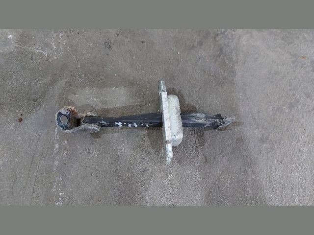 bontott KIA CEED Jobb hátsó Ajtóhatároló