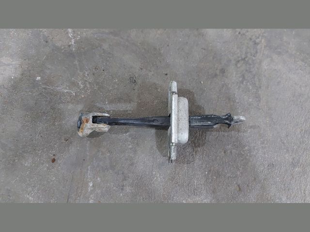 bontott KIA CEED Jobb hátsó Ajtóhatároló