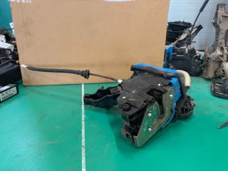 bontott KIA CEED Jobb hátsó Ajtózár