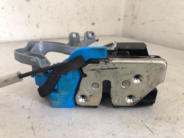 bontott KIA CEED Jobb hátsó Ajtózár