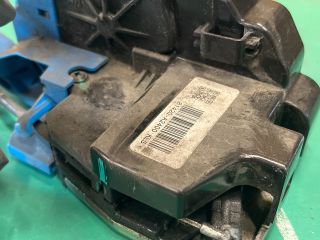 bontott KIA CEED Jobb hátsó Ajtózár