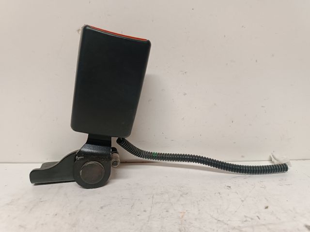 bontott KIA CEED Jobb hátsó Biztonsági Öv Csat