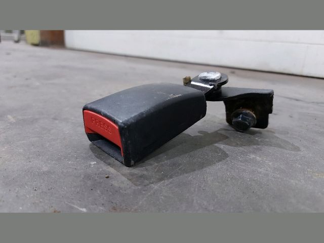 bontott KIA CEED Jobb hátsó Biztonsági Öv Csat