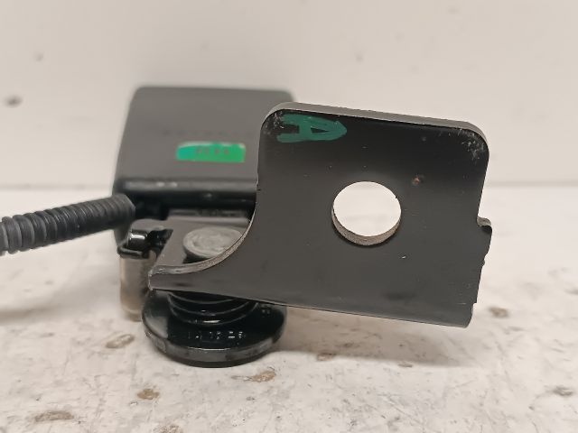 bontott KIA CEED Jobb hátsó Biztonsági Öv Csat