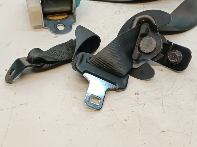 bontott KIA CEED Jobb hátsó Biztonsági Öv