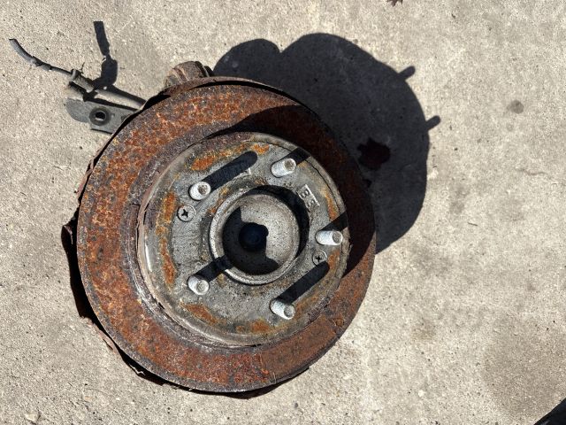 bontott KIA CEED Jobb hátsó Csonkállvány Kerékaggyal