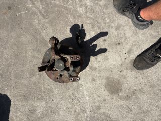 bontott KIA CEED Jobb hátsó Csonkállvány Kerékaggyal