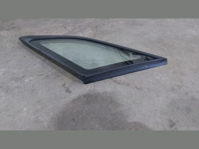 bontott KIA CEED Jobb hátsó Fixüveg (Ajtóban)