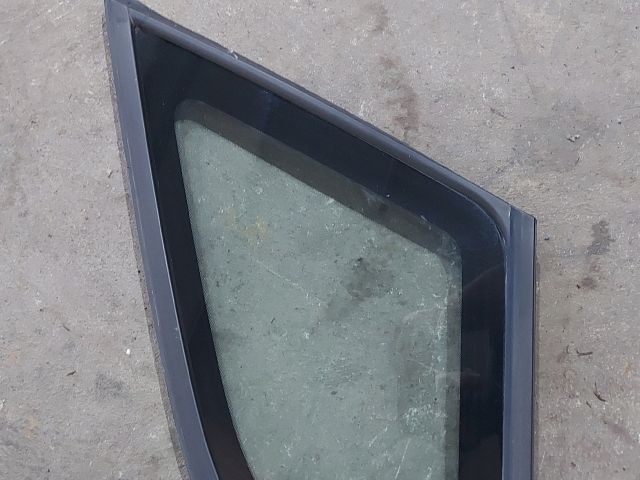 bontott KIA CEED Jobb hátsó Fixüveg (Ajtóban)