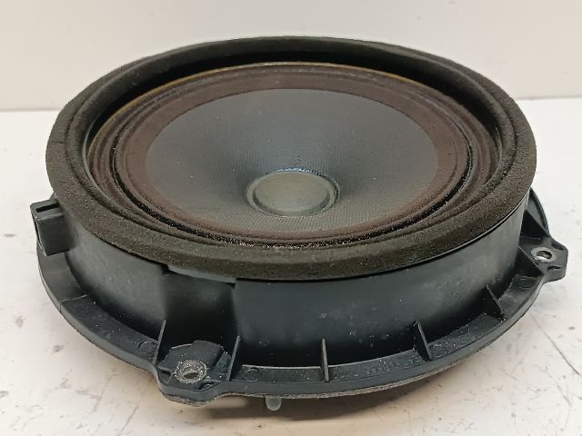 bontott KIA CEED Jobb hátsó Hangszóró