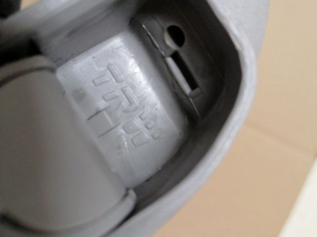 bontott KIA CEED Jobb hátsó Kapaszkodó (Felső)