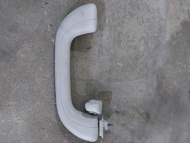 bontott KIA CEED Jobb hátsó Kapaszkodó (Felső)