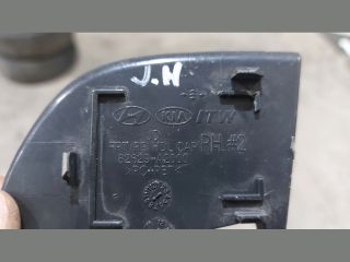 bontott KIA CEED Jobb hátsó Kilincs Burkolat