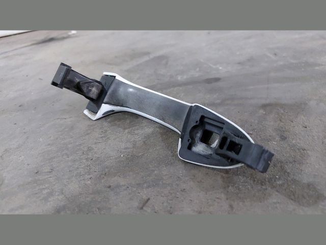 bontott KIA CEED Jobb hátsó Külső Kilincs