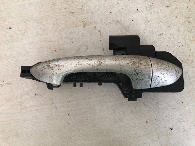 bontott KIA CEED Jobb hátsó Külső Kilincs