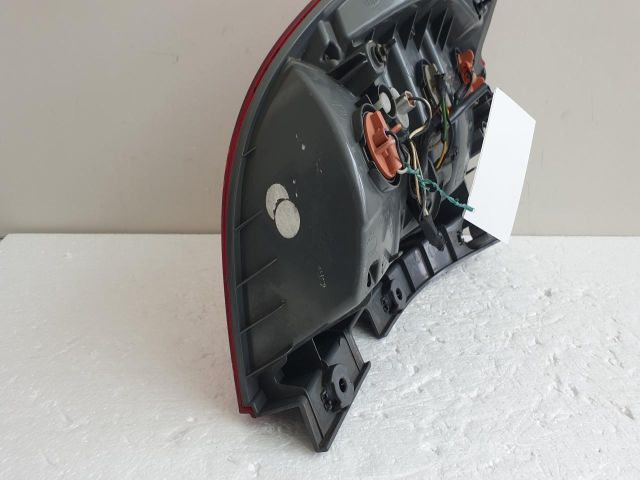 bontott KIA CEED Jobb Hátsó Lámpa