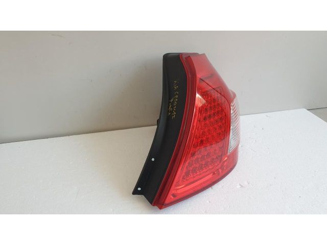 bontott KIA CEED Jobb Hátsó Lámpa