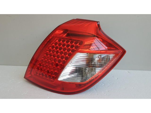 bontott KIA CEED Jobb Hátsó Lámpa