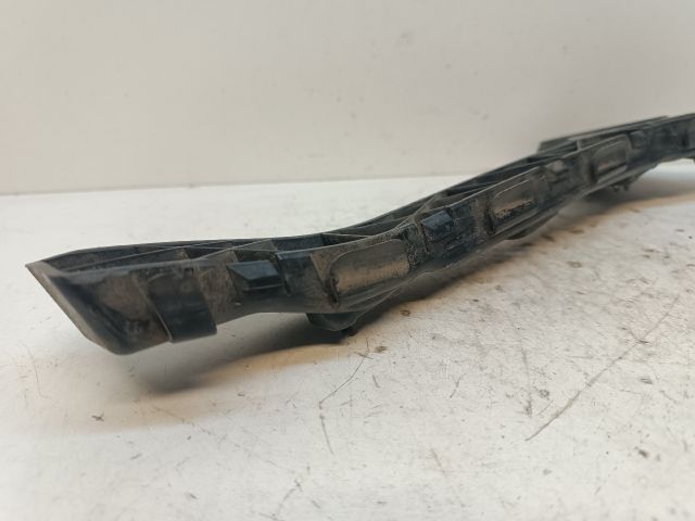 bontott KIA CEED Jobb hátsó Oldal Lökhárító Tartó (Műanyag)