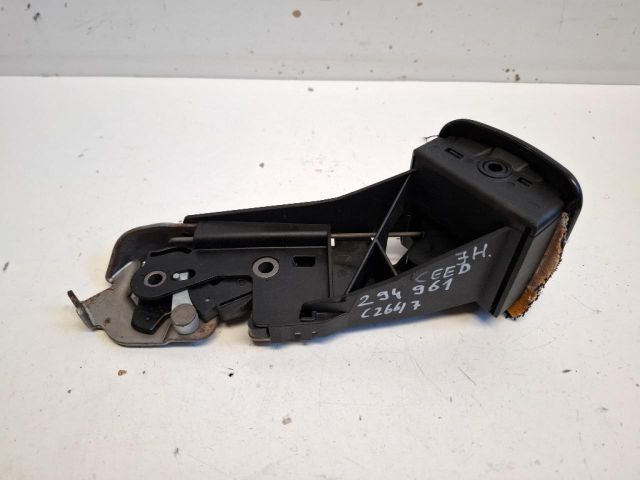 bontott KIA CEED Jobb hátsó Ülés Rögzítő