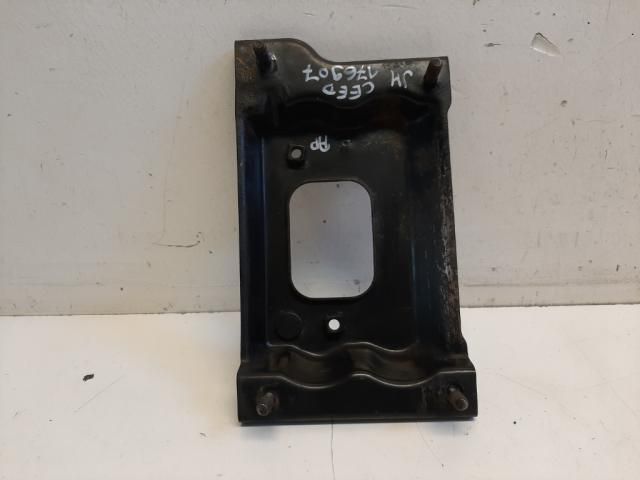 bontott KIA CEED Jobb hátsó Ütközéscsillapító