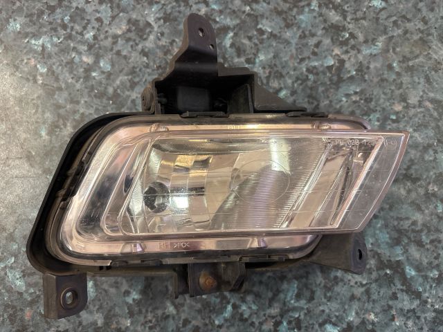 bontott KIA CEED Jobb Ködfényszóró