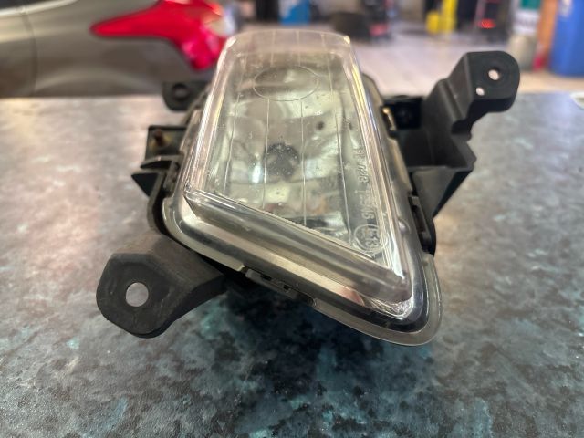 bontott KIA CEED Jobb Ködfényszóró