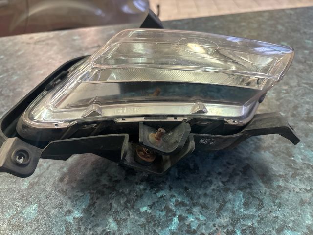bontott KIA CEED Jobb Ködfényszóró