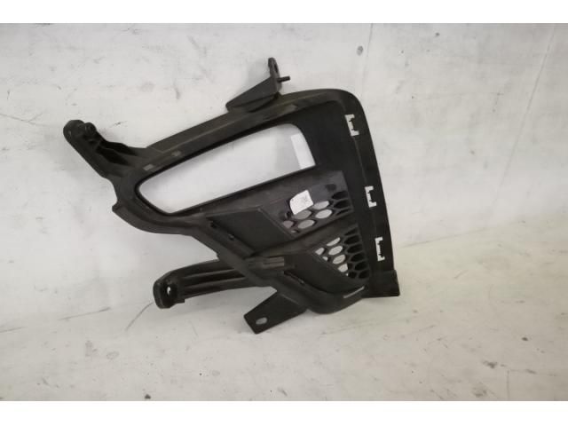 bontott KIA CEED Jobb Ködlámpa Rács